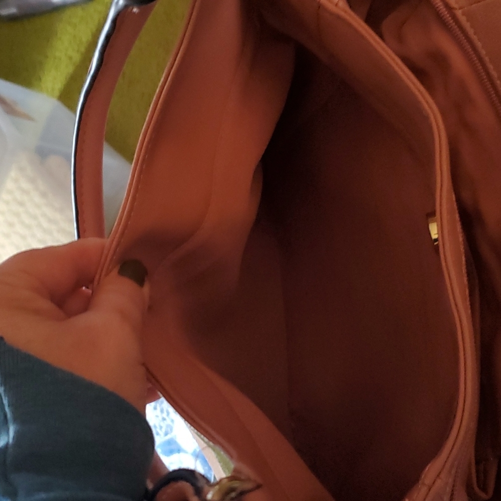 Purse - Picture 3 of 7